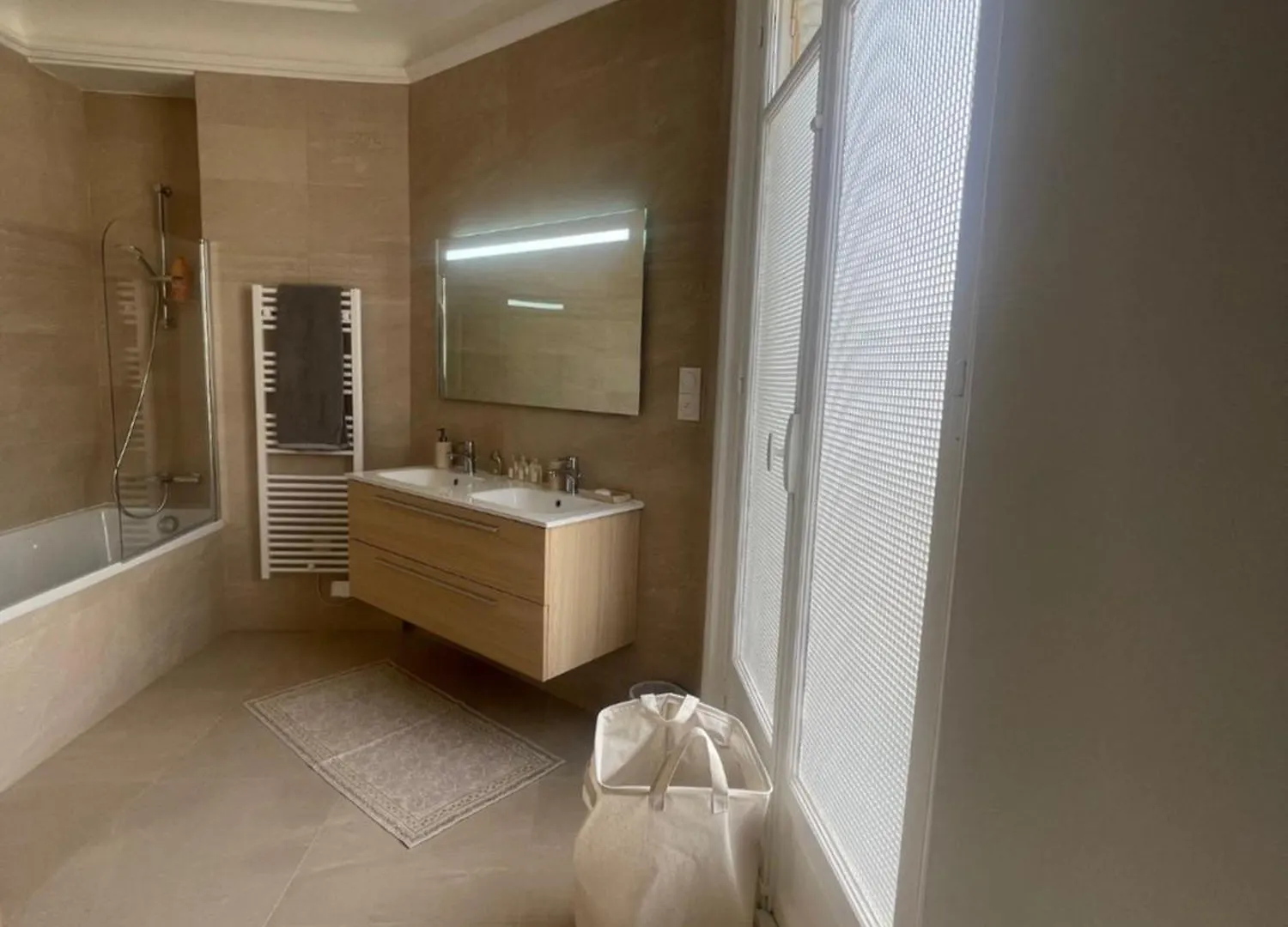 Superbe 200m2 Malesherbes Apartment *